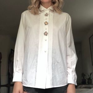Vintage button down top with embroidered flowers